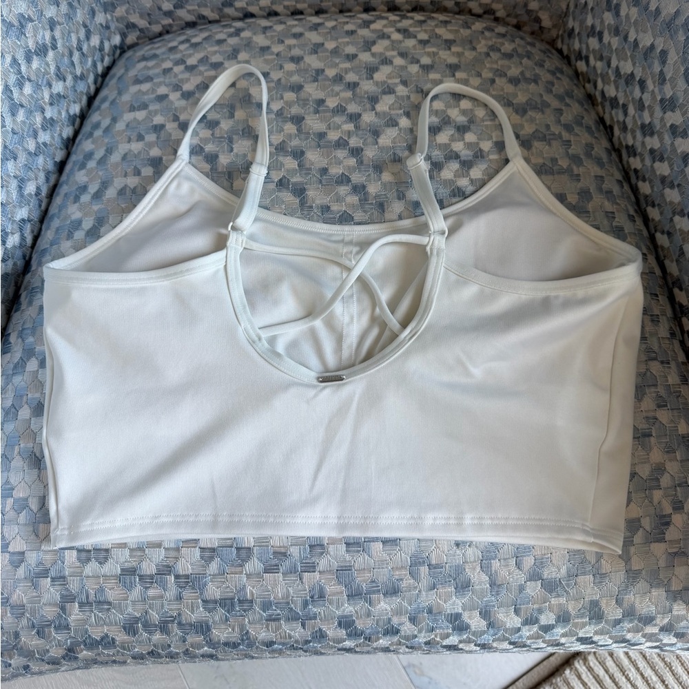 PINK Active sports bra. Ultimate lightly lined. Large.White.Strappy back detail. - Picture 3 of 14